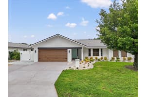 302 73rd St Nw, BRADENTON
