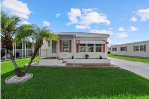 808 53rd Ave E #66, BRADENTON