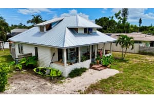 1815 81ST STREET, BRADENTON, FL 34209 - MLS#MFRA4662702