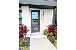 2194 Fruitville Rd, SARASOTA