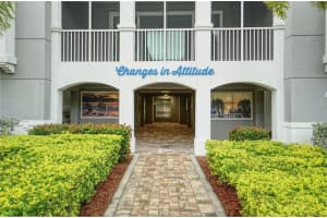392 Aruba Cir #102, BRADENTON