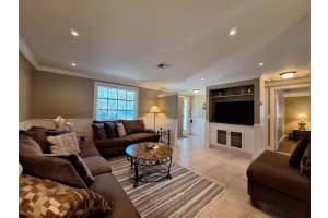 695 ALLIGATOR DRIVE, VENICE, FL 34293 - MLS#MFRA4662729