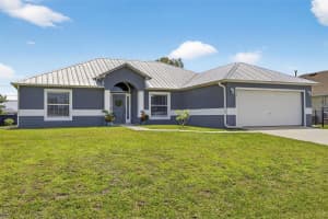 2525 Ne 4th Pl, CAPE CORAL