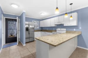 6033 34TH STREET, BRADENTON, FL 34210 - MLS#MFRA4662757