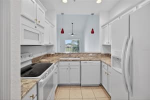 819 FAIRWAYCOVE LANE, BRADENTON, FL 34212 - MLS#MFRA4662793