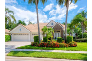 6835 TURNBERRY ISLE COURT, LAKEWOOD RANCH, FL 34202 - MLS#MFRA4662803