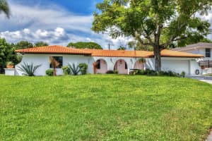 2101 RIVER RIDGE DRIVE, SARASOTA, FL 34239 - MLS#MFRA4662815