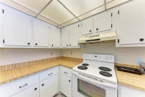 425 30TH AVENUE, BRADENTON, FL 34205 - MLS#MFRA4662825