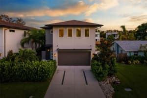2220 PINE TERRACE, SARASOTA, FL 34231 - MLS#MFRA4662841