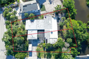 2 ISLAND CIRCLE, SARASOTA, FL 34242 - MLS#MFRA4662842