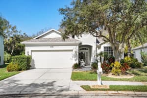 8982 Founders Cir, PALMETTO