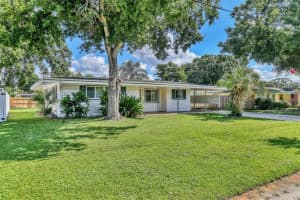 2733 WOOD STREET, SARASOTA, FL 34237 - MLS#MFRA4662850
