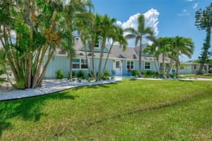 1100 POINT OF ROCKS ROAD, SARASOTA, FL 34242 - MLS#MFRA4662862