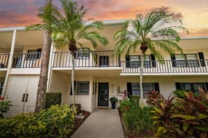 7050 Fairway Bend Ln #165, SARASOTA