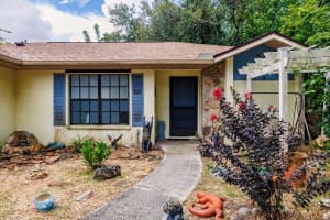 6104 26TH AVENUE, BRADENTON, FL 34208 Sold 09/23/25
