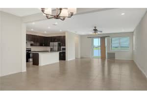 7422 35TH LANE, SARASOTA, FL 34243 - MLS#MFRA4663013