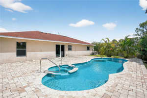 8811 BUCKINGHAM ROAD, FORT MYERS, FL 33905 - MLS#MFRA4663029