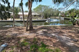 510 GIVENS STREET, SARASOTA, FL 34242 - MLS#MFRA4663036
