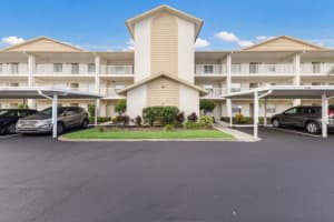 7201 29TH AVENUE DR W #102, BRADENTON, FL 34209 - MLS#MFRA4663145