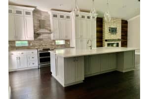 7452 SEA ISLAND LANE, UNIVERSITY PARK, FL 34201 - MLS#MFRA4663207