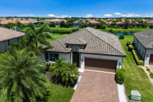 4825 Tobermory Way, BRADENTON