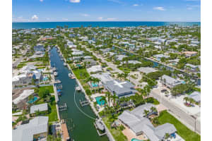 525 72ND STREET, HOLMES BEACH, FL 34217 - MLS#MFRA4663229