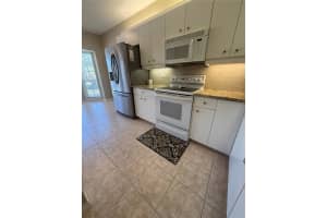 414 LAUREL LAKE DRIVE, VENICE, FL 34292 - MLS#MFRA4663251