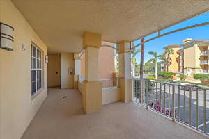 6482 WATERCREST WAY, LAKEWOOD RANCH, FL 34202 - MLS#MFRA4663268