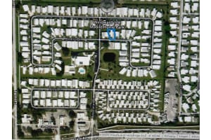 204 FREEPORT DRIVE, SARASOTA, FL 34233 - MLS#MFRA4663279
