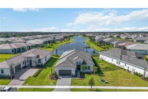 4554 CEDRON COURT, SARASOTA, FL 34240 - MLS#MFRA4663288