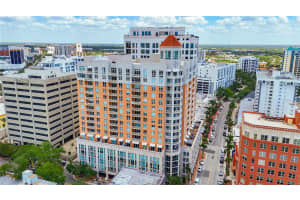 1350 Main St #805, SARASOTA