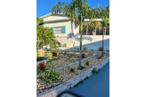 1616 OLYMPIA FIELDS STREET, SARASOTA, FL 34234 - MLS#MFRA4663325