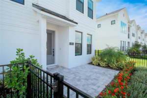 1587 SPRINGWELL LANE, SARASOTA, FL 34240 - MLS#MFRA4663335