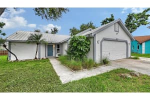 6313 8TH COURT, BRADENTON, FL 34203 - MLS#MFRA4663343