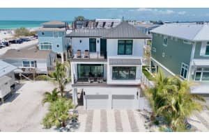 102 9TH STREET, BRADENTON BEACH, FL 34217 - MLS#MFRA4663359