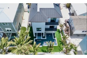 102 9TH STREET, BRADENTON BEACH, FL 34217 - MLS#MFRA4663359