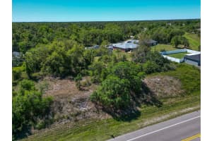 E PRICE BLVD, NORTH PORT, FL 34288 - MLS#MFRA4663381