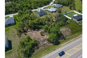 E PRICE BLVD, NORTH PORT, FL 34288 - MLS#MFRA4663384