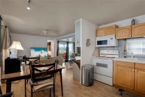 206 OAKWOOD BOULEVARD, SARASOTA, FL 34237 - MLS#MFRA4663393