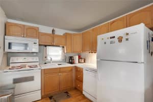 206 OAKWOOD BOULEVARD, SARASOTA, FL 34237 - MLS#MFRA4663393