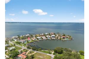 377 SHORE DRIVE, SARASOTA, FL 34234 - MLS#MFRA4663398
