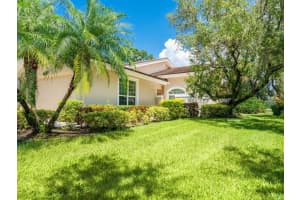 3048 HIGHLANDS BRIDGE ROAD #RD, SARASOTA, FL 34235 - MLS#MFRA4663411