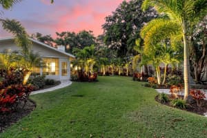 1621 PINE BAY DRIVE, SARASOTA, FL 34231 - MLS#MFRA4663412