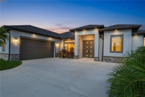 24 MEDALIST CIRCLE, ROTONDA WEST, FL 33947 - MLS#MFRA4663416