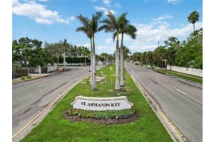 236 N BLVD OF THE PRESIDENTS, SARASOTA, FL 34236 - MLS#MFRA4663417