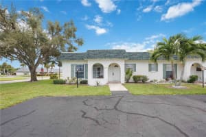 4201 35TH AVENUE, BRADENTON, FL 34205 Sold 11/19/25