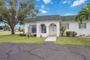 4201 35TH AVENUE, BRADENTON, FL 34205 Sold 11/19/25