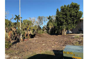 580 NEPTUNE AVENUE, LONGBOAT KEY, FL 34228 Sold 02/18/26