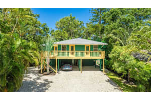 4530 Murdock Ave, SARASOTA