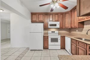 1622 29TH STREET, SARASOTA, FL 34234 - MLS#MFRA4663461